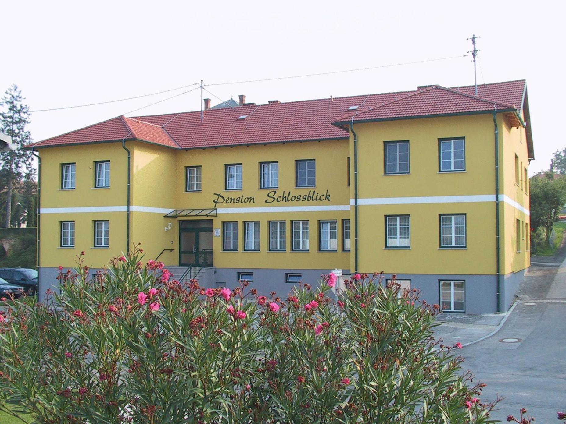 Pension Schlossblick Nebersdorf Eksteriør bilde